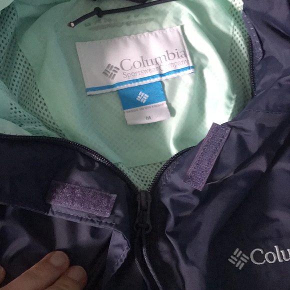 Columbia rain jacket - Picture 3 of 3